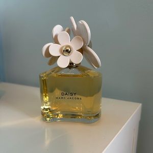 Marc Jacobs Daisy